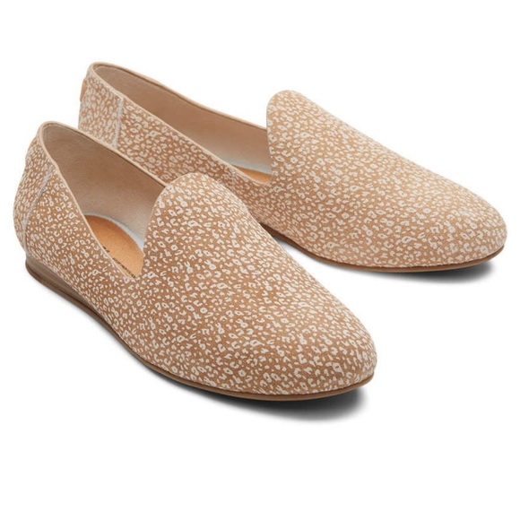 TOMS Darcy Slip-On Loafer Flats - Picture 2 of 10